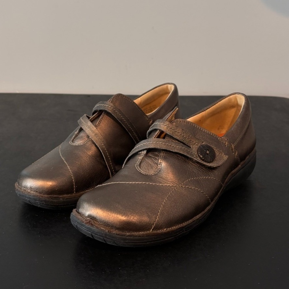 Clarks Artisan Bronze Leather Unstructured Slip On  Loafers Women's 10 M Comfort